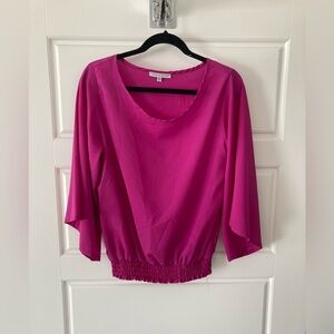 AnnaLee + Hope Flutter Sleeve V-Neck Blouse. Size M